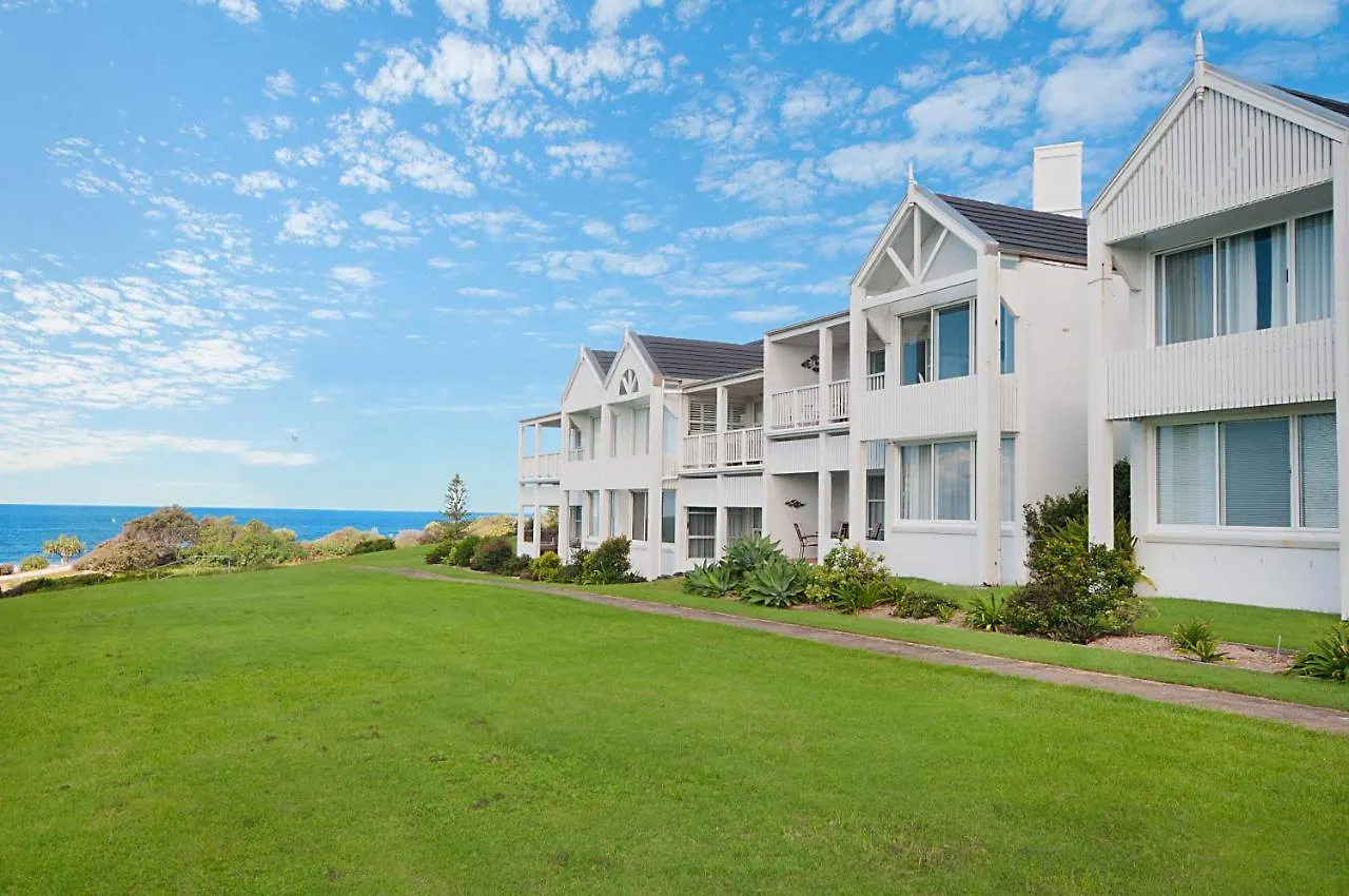 Quarterdeck 8 Villa Lennox Head 0*,